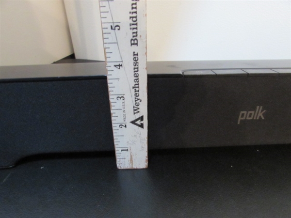 POLK AUDIO SOUNDBAR WITH REMOTE