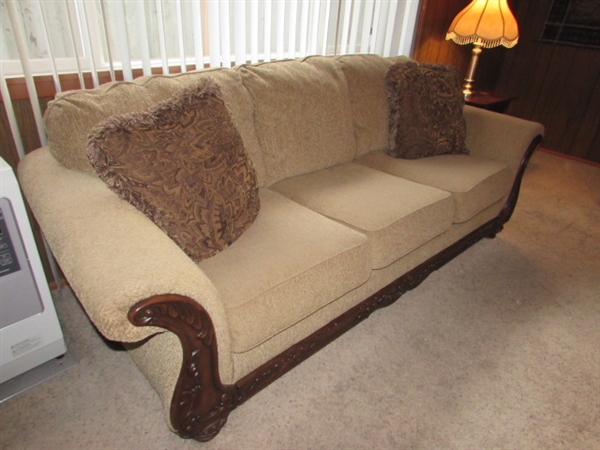 3-CUSHION SOFA WITH CARVED WOOD ARMS & ACCENT PILLOWS - VERY CLEAN & COMFORTABLE