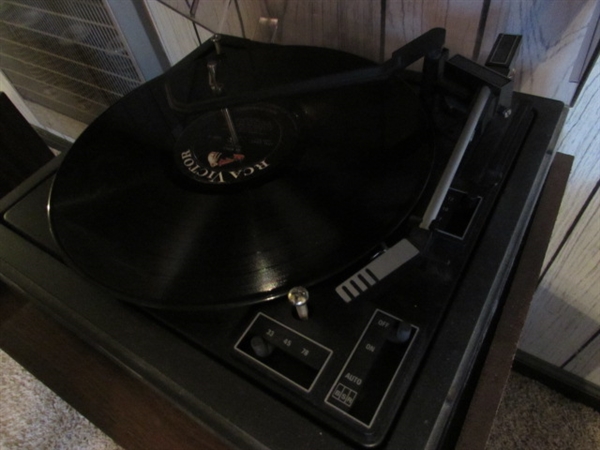 VINTAGE ELECTRO BRAND STEREO SYSTEM & TURNTABLE W/LPS, SPEAKERS & STAND