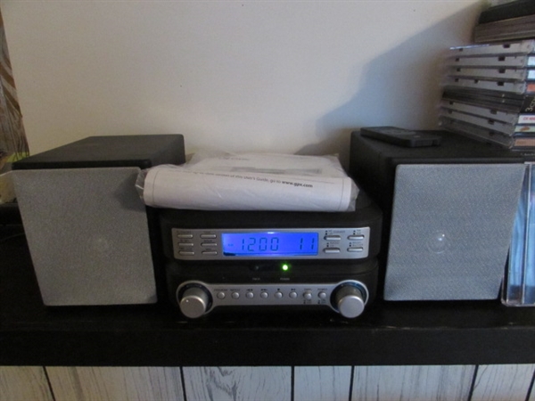 COLLECTION OF MUSIC CD'S & MINI CD PLAYER W/SPEAKERS