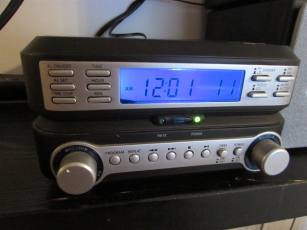 COLLECTION OF MUSIC CD'S & MINI CD PLAYER W/SPEAKERS