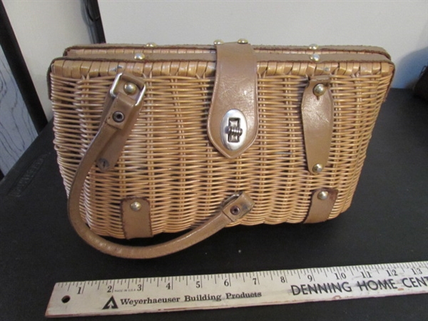 VINTAGE PURSES