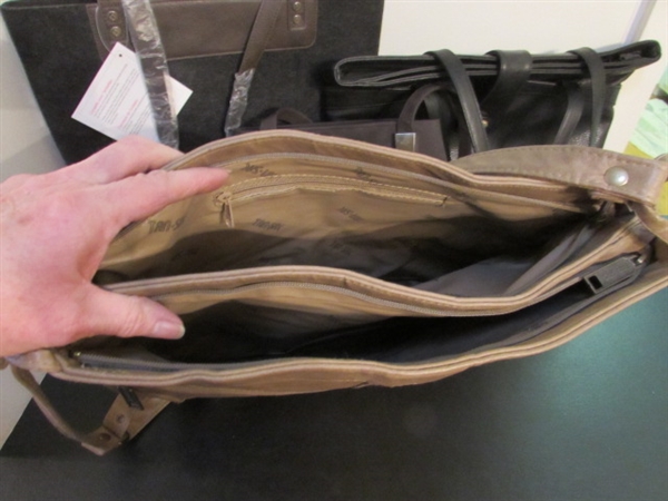 FELT THIRTY-ONE HANDBAG & OTHER NICE PURSES