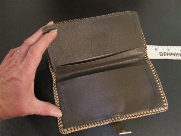 VINTAGE HANDTOOLED LEATHER PURSE & WALLET