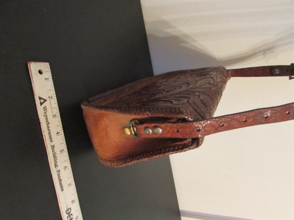 VINTAGE HANDTOOLED LEATHER PURSE & WALLET