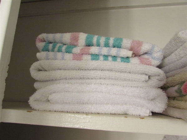 BATH TOWELS, HAND TOWELS & WASHCLOTHS
