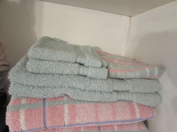 BATH TOWELS, HAND TOWELS & WASHCLOTHS