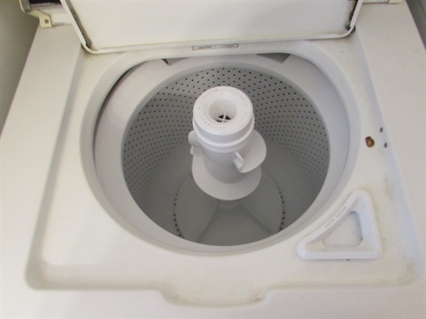 WHIRLPOOL HEAVY DUTY-LARGE CAPACITY WASHING MACHINE