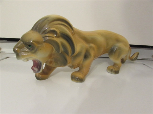 VINTAGE SHAWNEE BIRD PLANTER & LION STATUE