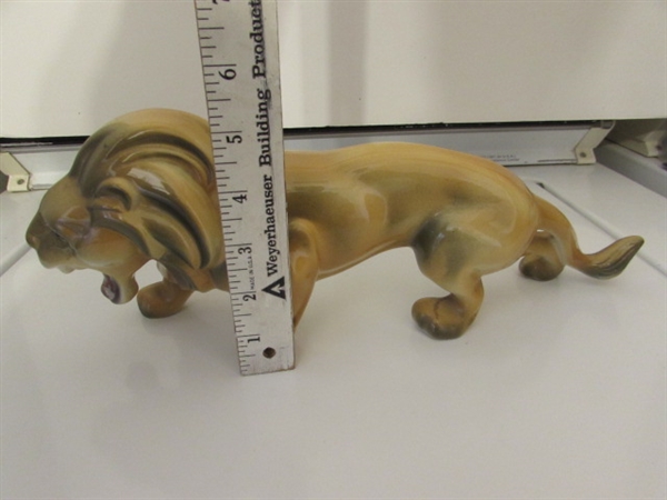 VINTAGE SHAWNEE BIRD PLANTER & LION STATUE