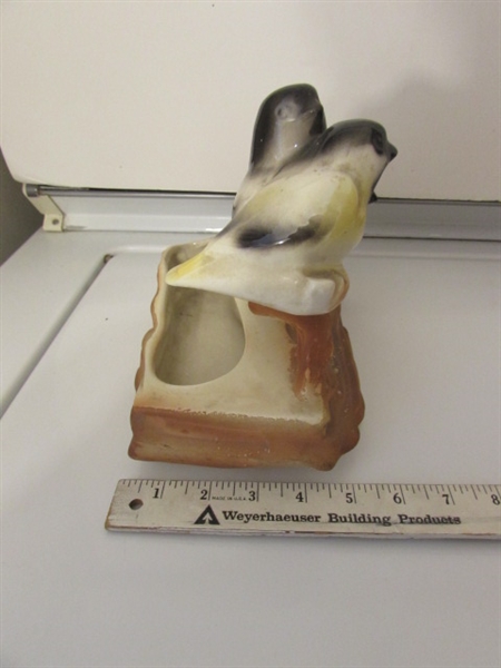 VINTAGE SHAWNEE BIRD PLANTER & LION STATUE