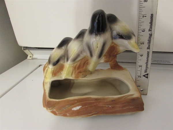VINTAGE SHAWNEE BIRD PLANTER & LION STATUE