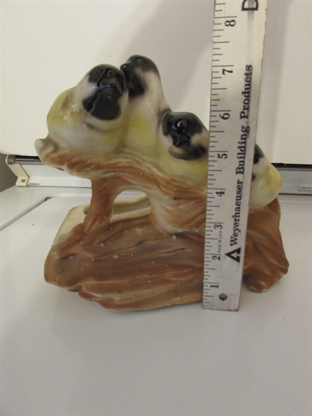 VINTAGE SHAWNEE BIRD PLANTER & LION STATUE