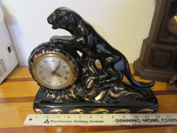 2 VINTAGE ELECTRIC CLOCKS, BATTERY OPERATED CLOCK & THERMOMETER