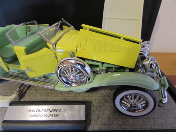 FRANKLIN MINT 1/24 SCALE 1930 DUESENBERG J DERHAM TOURSTER DIE CAST CAR IN CASE