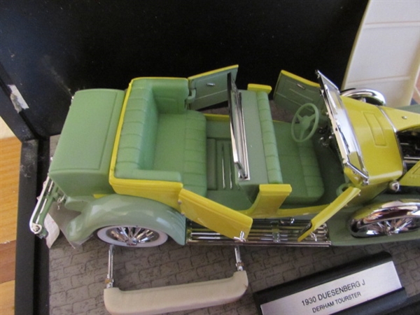 FRANKLIN MINT 1/24 SCALE 1930 DUESENBERG J DERHAM TOURSTER DIE CAST CAR IN CASE