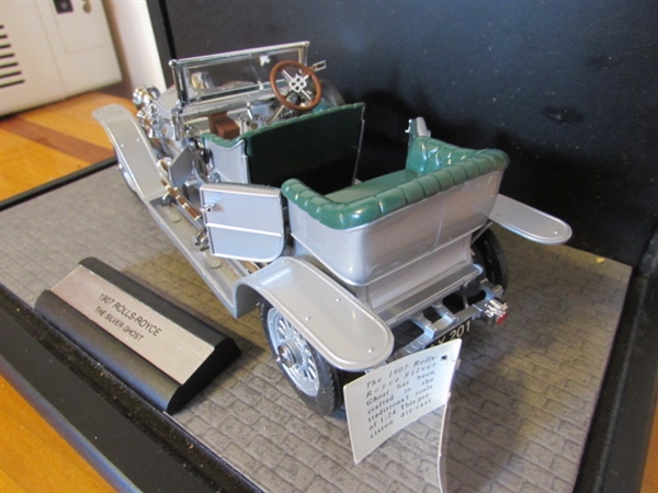 FRANKLIN MINT 1/24 SCALE 1907 ROLLS ROYCE THE SILVER GHOST DIE CAST CAR IN CASE