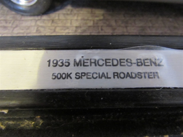 FRANKLIN MINT 1/24 SCALE 1954 MERCEDES BENZ 300SL DIECAST CAR IN CASE