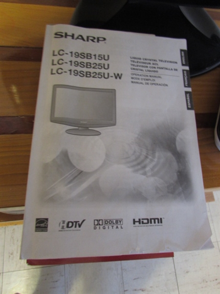 19 SONY LCD FLAT SCREEN TV W/REMOTE