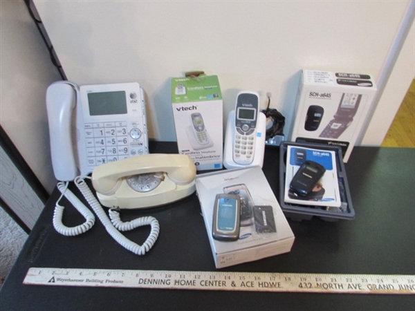 VINTAGE & MODERN TELEPHONES & 2 FLIP PHONES