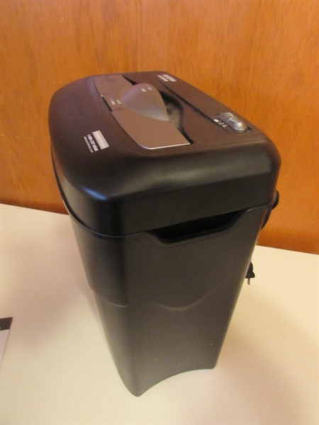 AURORA PAPER SHREDDER