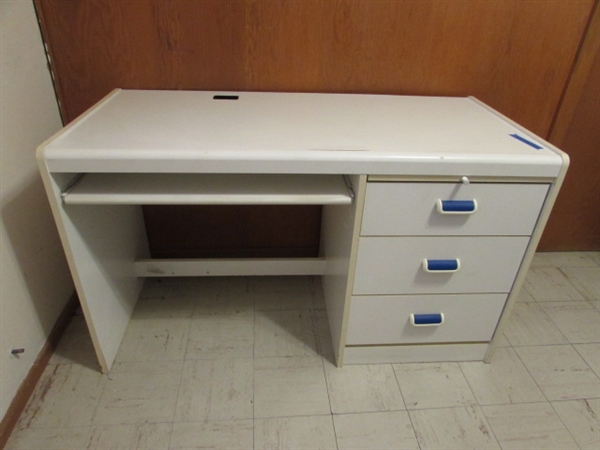 COMPUTER DESK WITH OFFICE SUPPLIES & ROLLING CHAIR