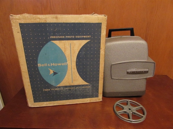 BELL & HOWARD PROJECTOR