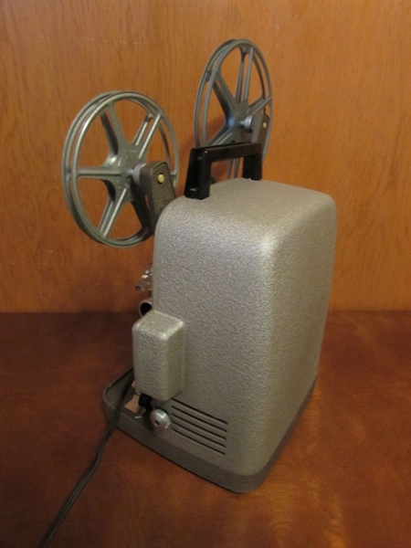 BELL & HOWARD PROJECTOR