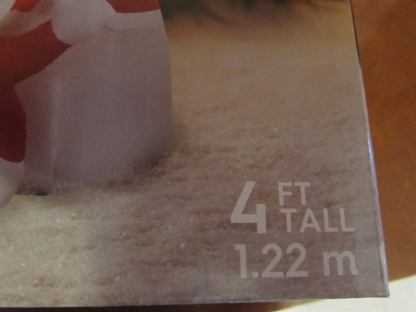 INFLATABLE SNOWMAN FAMILY, OUTDOOR LIGHTS & MORE