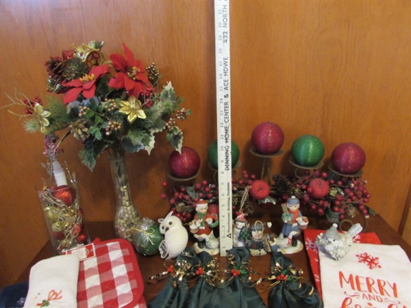 CHRISTMAS DECOR