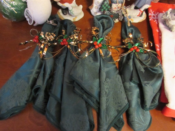 CHRISTMAS DECOR
