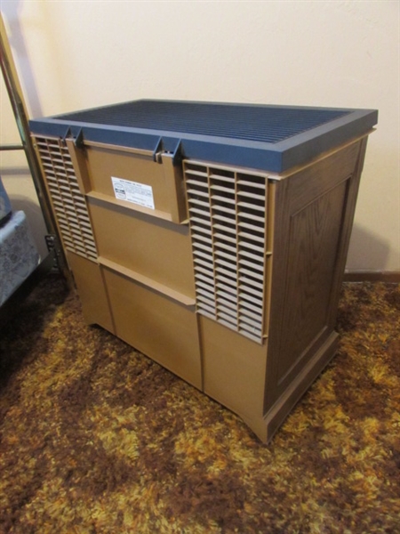VINTAGE PLASTIC STORAGE CABINET WITH HINGED TOP LID