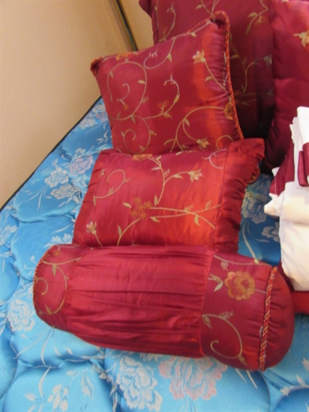 QUEEN COMFORTER SET W/ACCENT PILLOWS & SHEETS