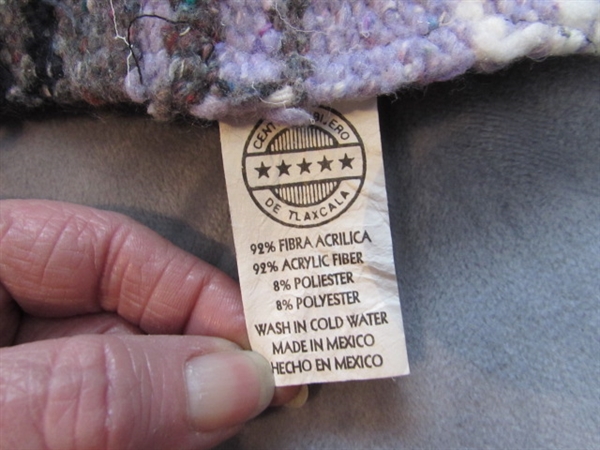 BLANKETS & THROWS