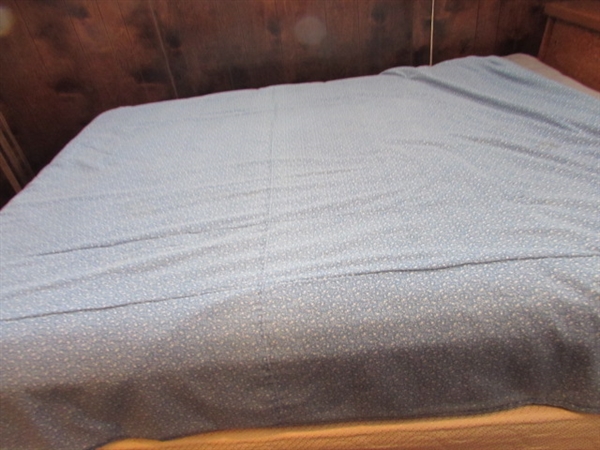 HAND APPLIQUED QUILT