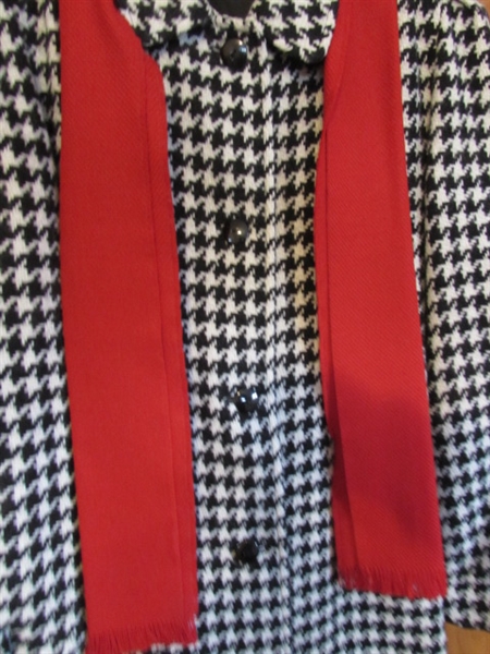 VINTAGE LADIES SIZE 16 WOOL BLEND HOUNDSTOOTH JACKET W/RED SCARF