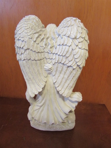 VINTAGE/ANTIQUE WASH BASIN & PITCHER & RESIN ANGEL STATUE
