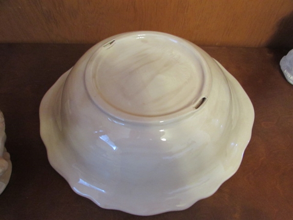 VINTAGE/ANTIQUE WASH BASIN & PITCHER & RESIN ANGEL STATUE