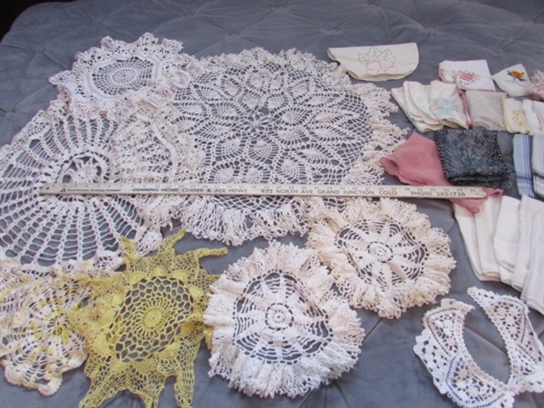 VINTAGE DOILIES & HANKIES