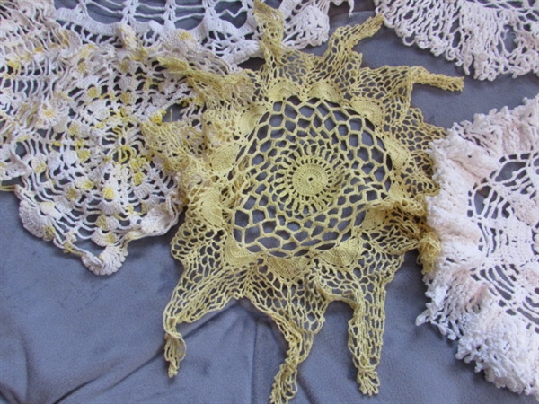 VINTAGE DOILIES & HANKIES