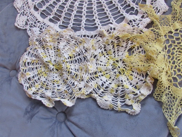 VINTAGE DOILIES & HANKIES