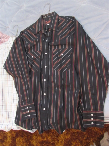MEN'S SMALL/MEDIUM LONG SLEEVE BUTTON DOWN SHIRTS