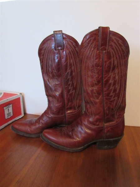 BROWN LADIES SIZE 7 D JUSTIN COWBOY BOOTS