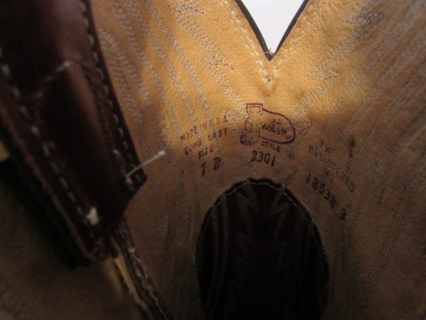 BROWN LADIES SIZE 7 D JUSTIN COWBOY BOOTS