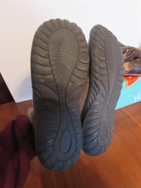 LADIES SIZE 5.5 & 6 SHOES & BOOTIES