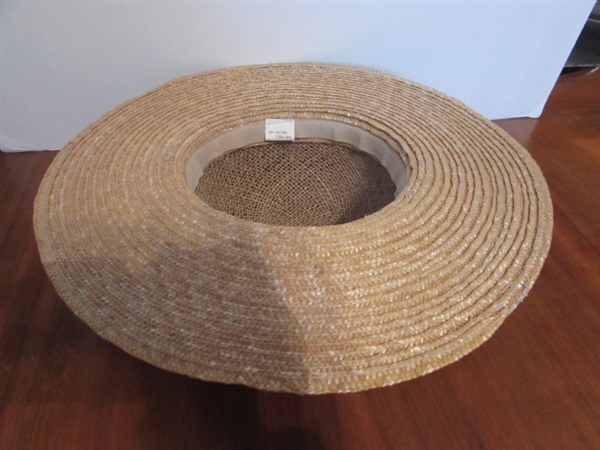 SMALL SIZE HATS