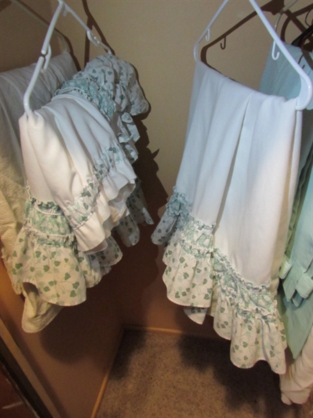 CURTAINS & DRAPES