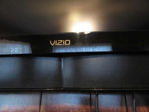 37 VIZIO FLAT SCREEN TV WITH WALL MOUNT