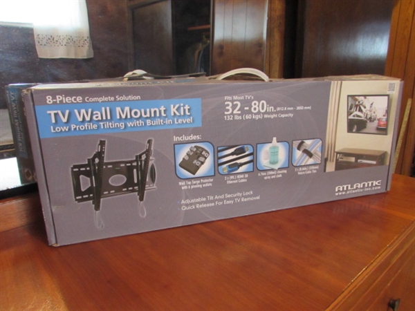 37 VIZIO FLAT SCREEN TV WITH WALL MOUNT