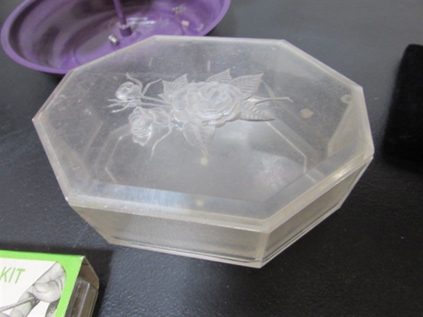 FASHION JEWELRY, ACRYLIC TRINKET BOX & CUTE BUTTERFLY EARRING HOLDER
